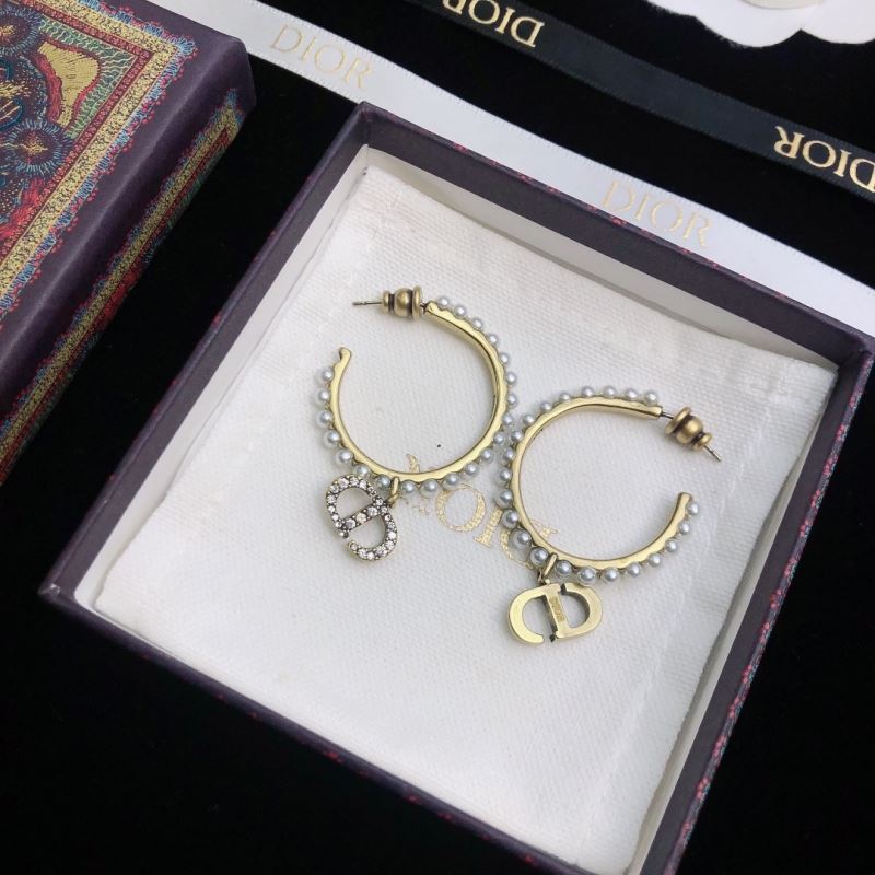 chr1st1an D10r earrings